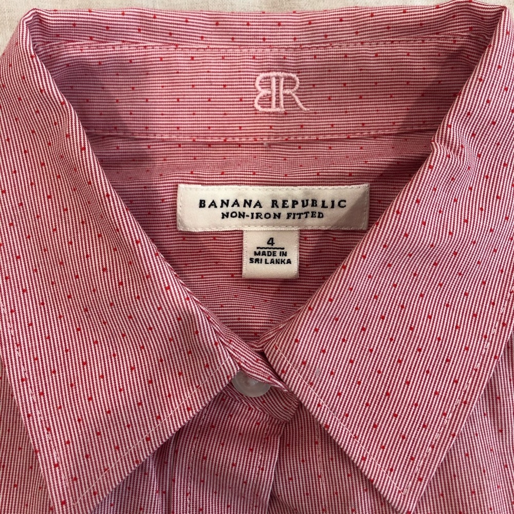 Women’s Banana Republic Button Down